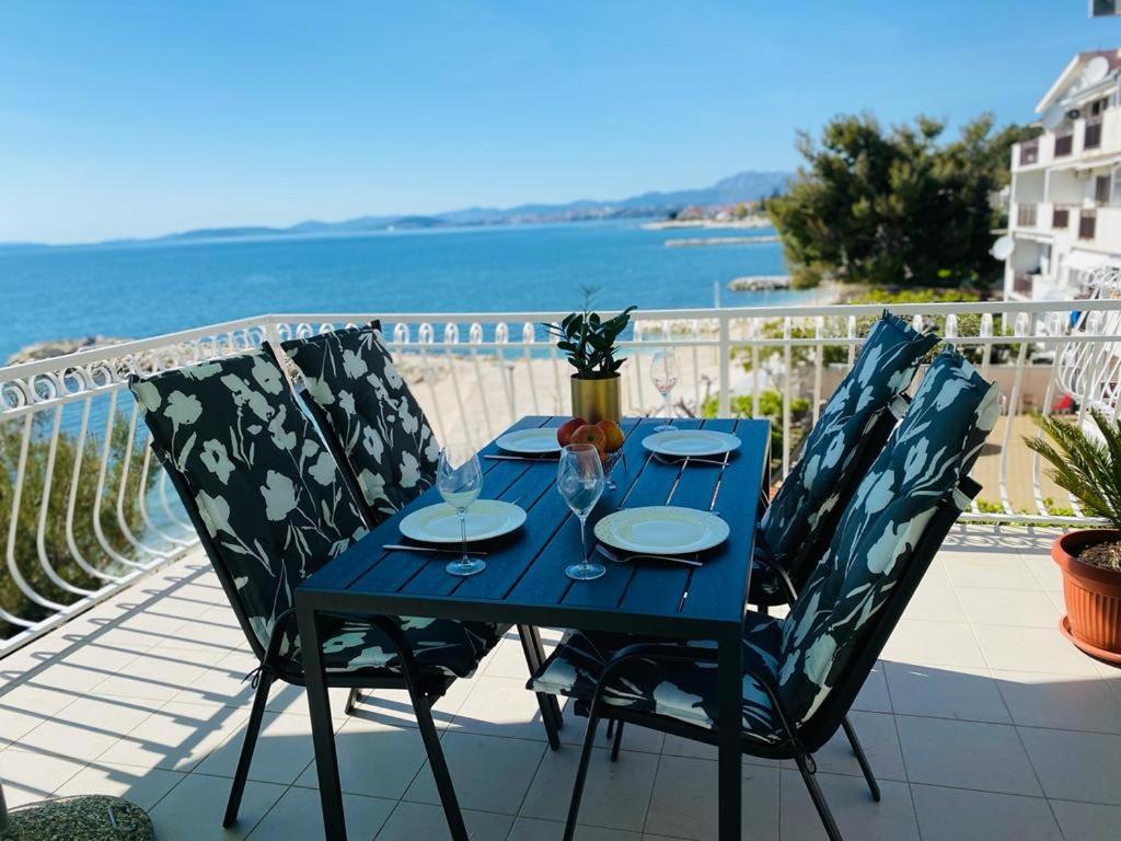 Apartmani Pami Podstrana Exterior foto